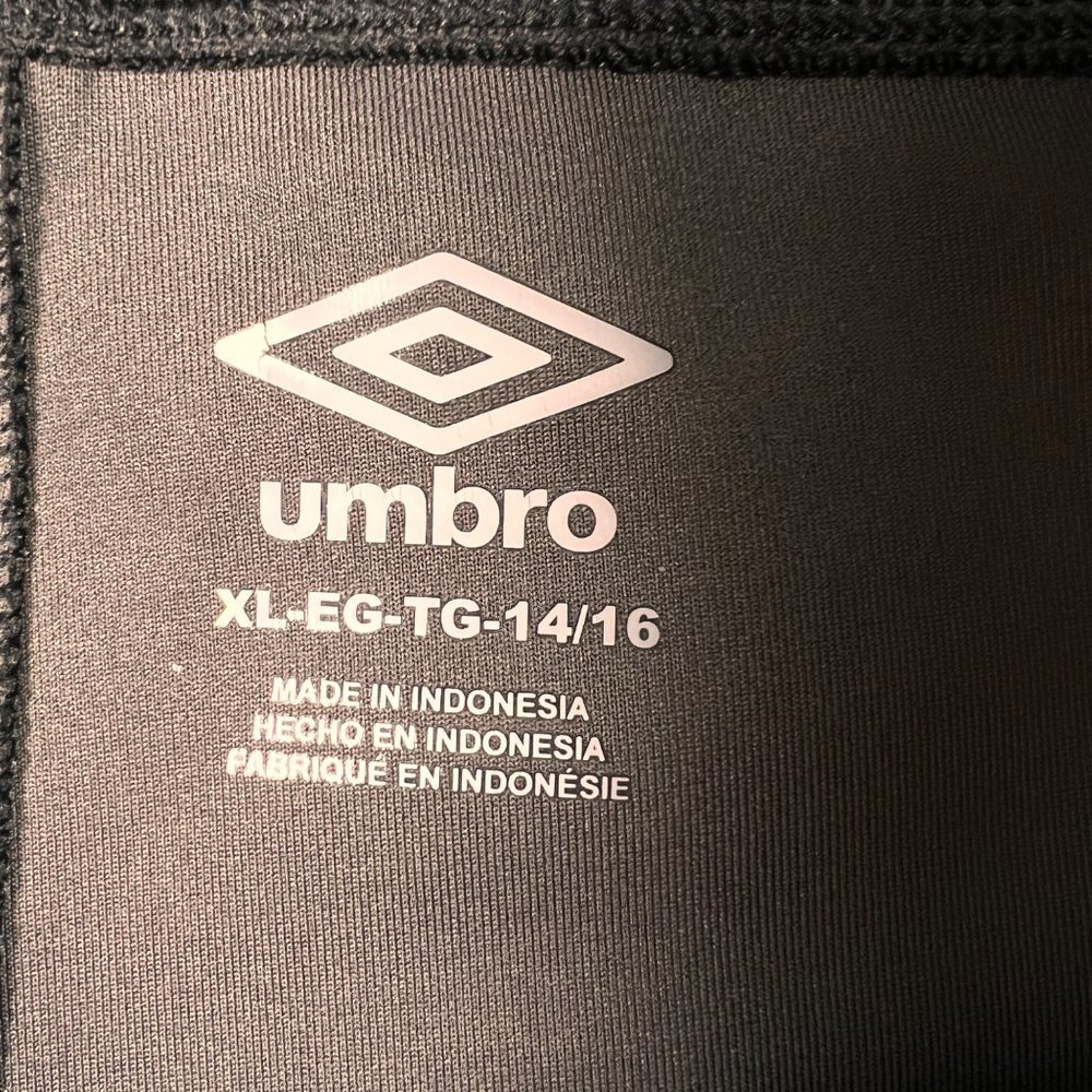 UMBRO Pants Jr. Women's Checkered Straight Leg Yoga Capri Stretch Black Gray XL - Picture 2 of 13